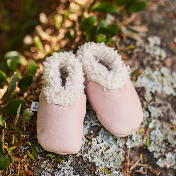 Nature Baby Lambskin Booties - Rose Bud