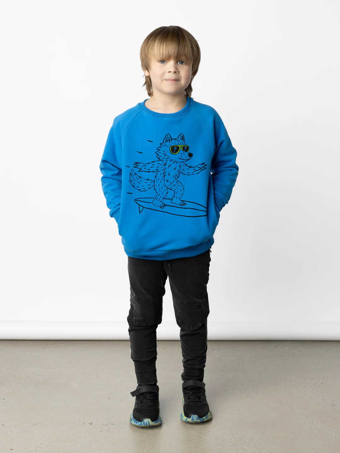 Minti Surf Wolf Furry Crew