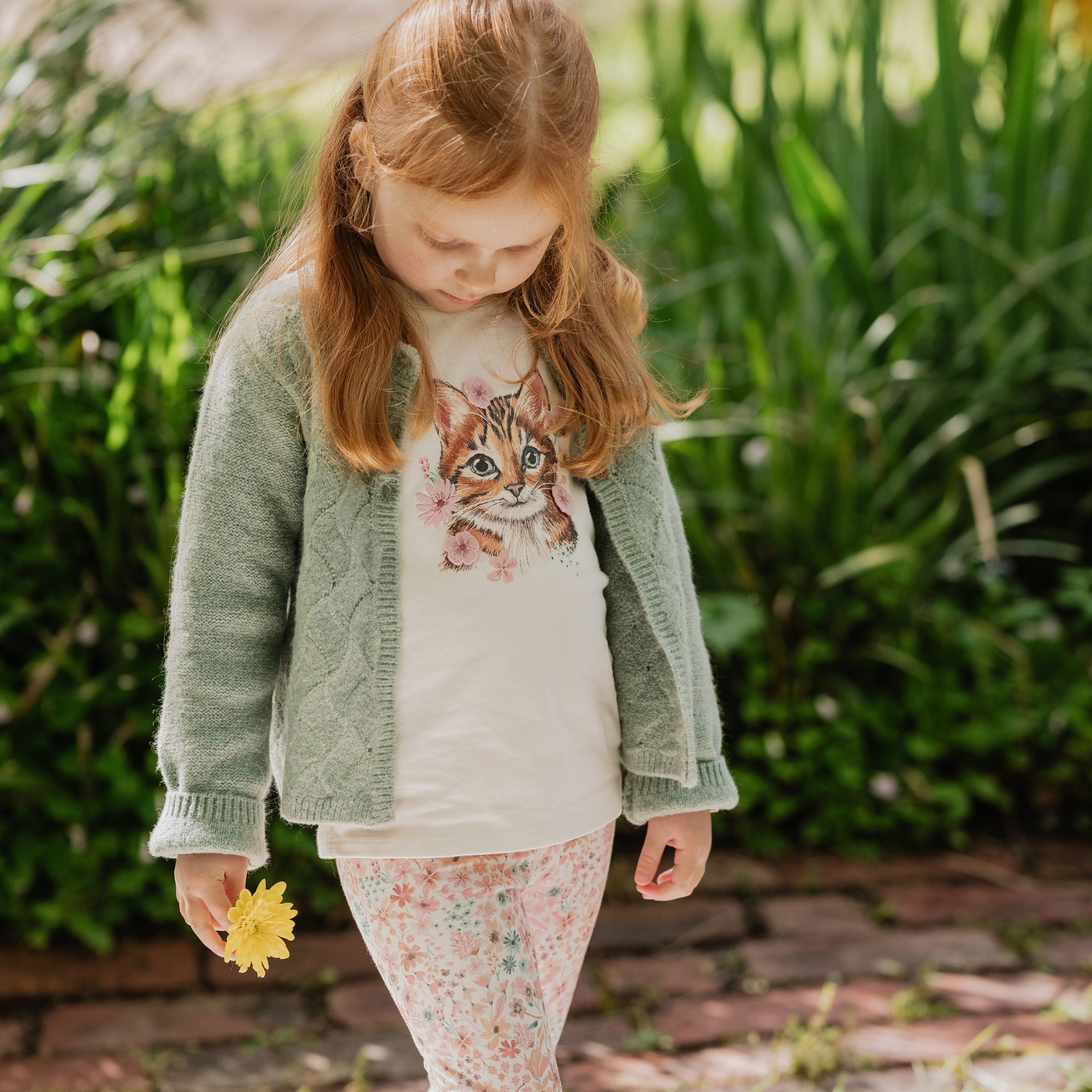 Bebe Fern Kitten Long Sleeve Tee - Snow