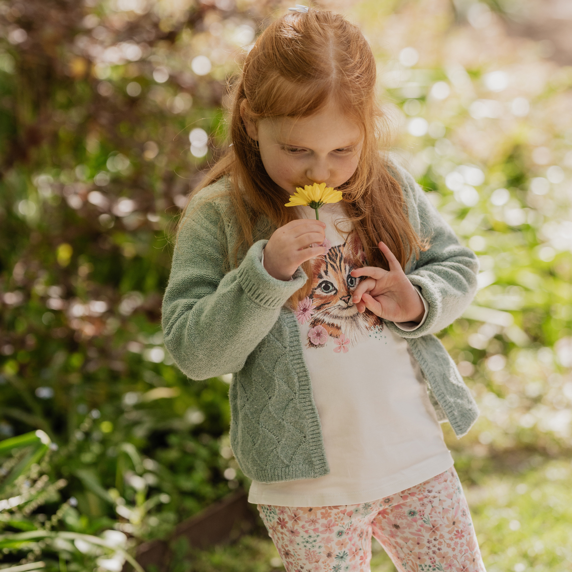 Bebe Fern Kitten Long Sleeve Tee - Snow