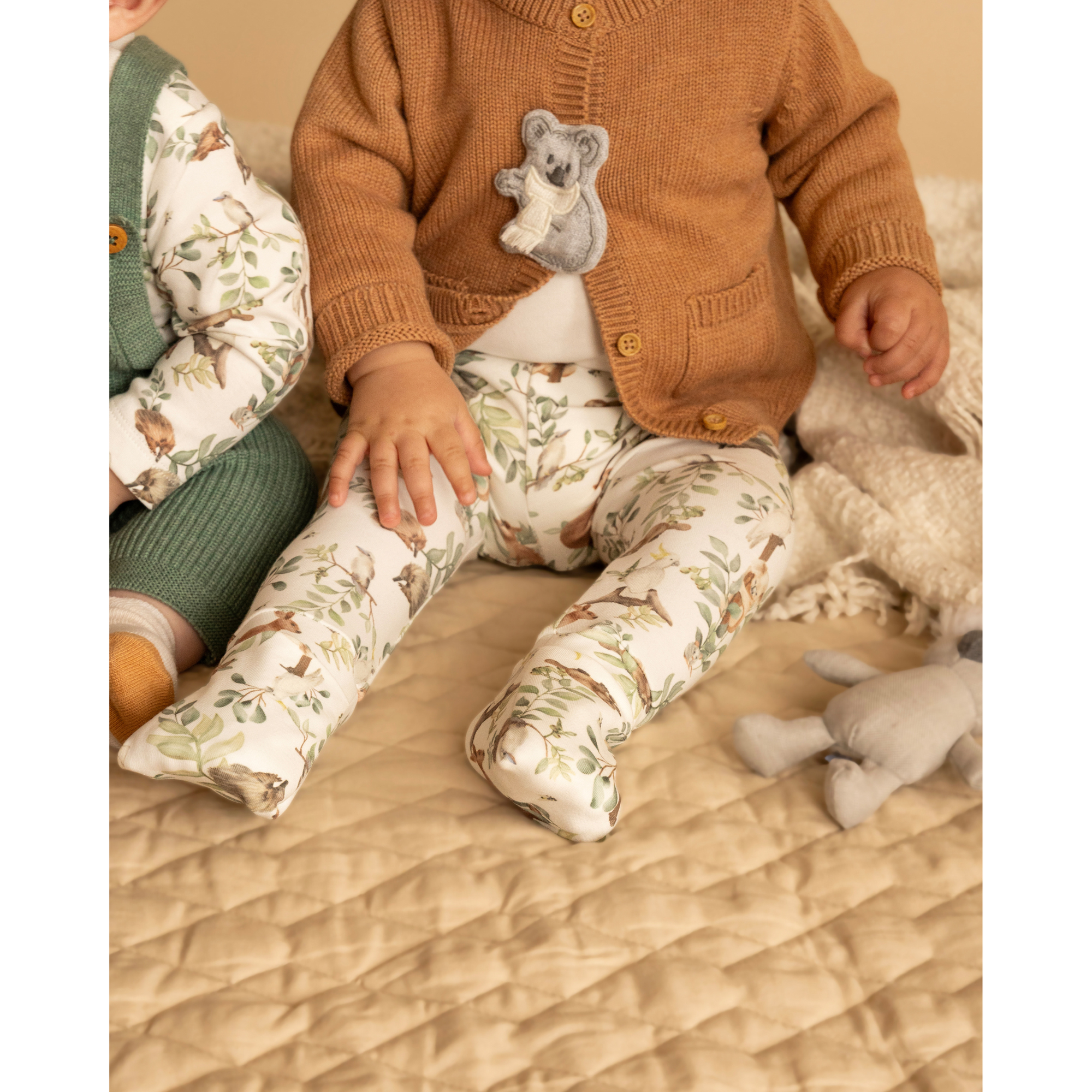 Bebe Charlie organic turn back feet leggings - Charlie print