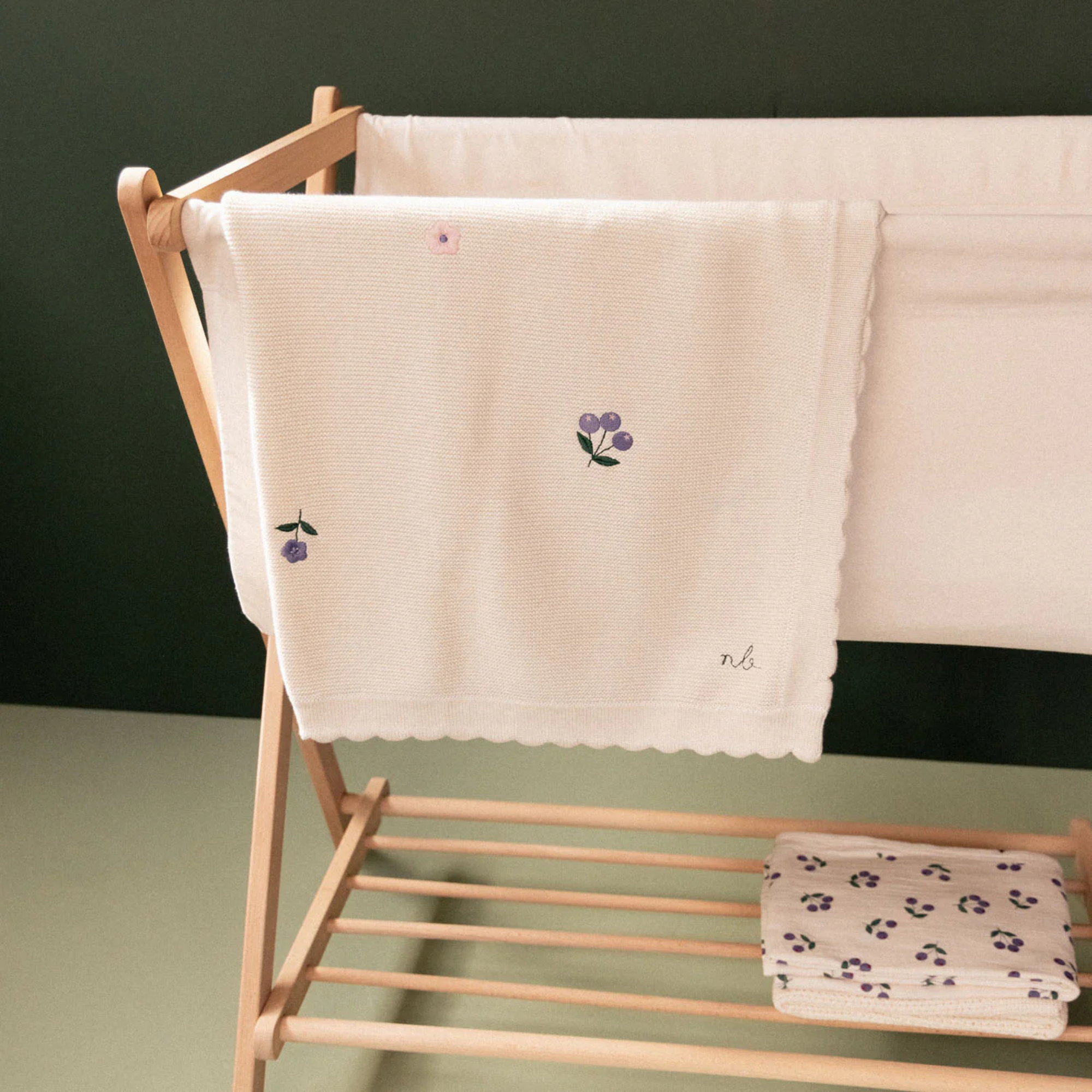 Nature Baby Fern Blanket - Berry Garden