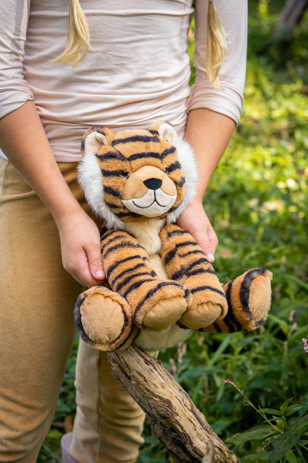 Nana Huchy Tesh the Tiger