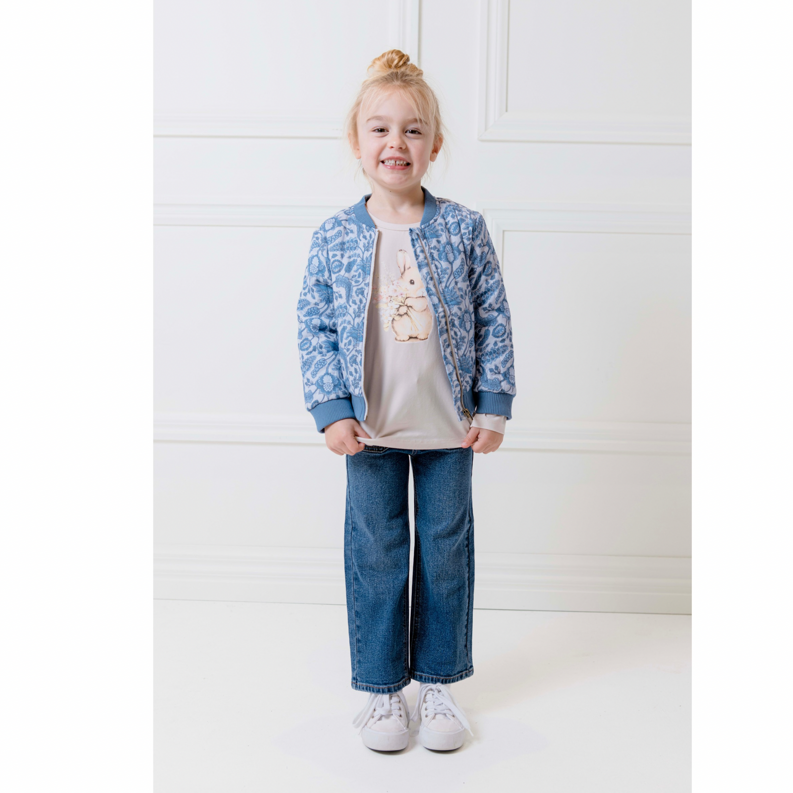 Milky Bunny Bouquet Tee