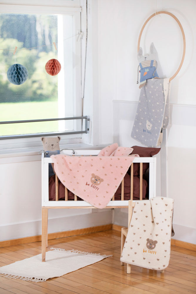 David Fussenegger Pink Be Happy Bear Embroidery Mila Bassinet Blanket