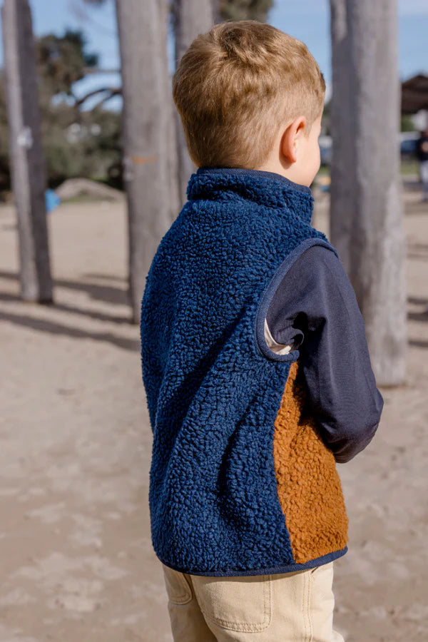 Milky Ranger Sherpa Vest - Ink - Multi