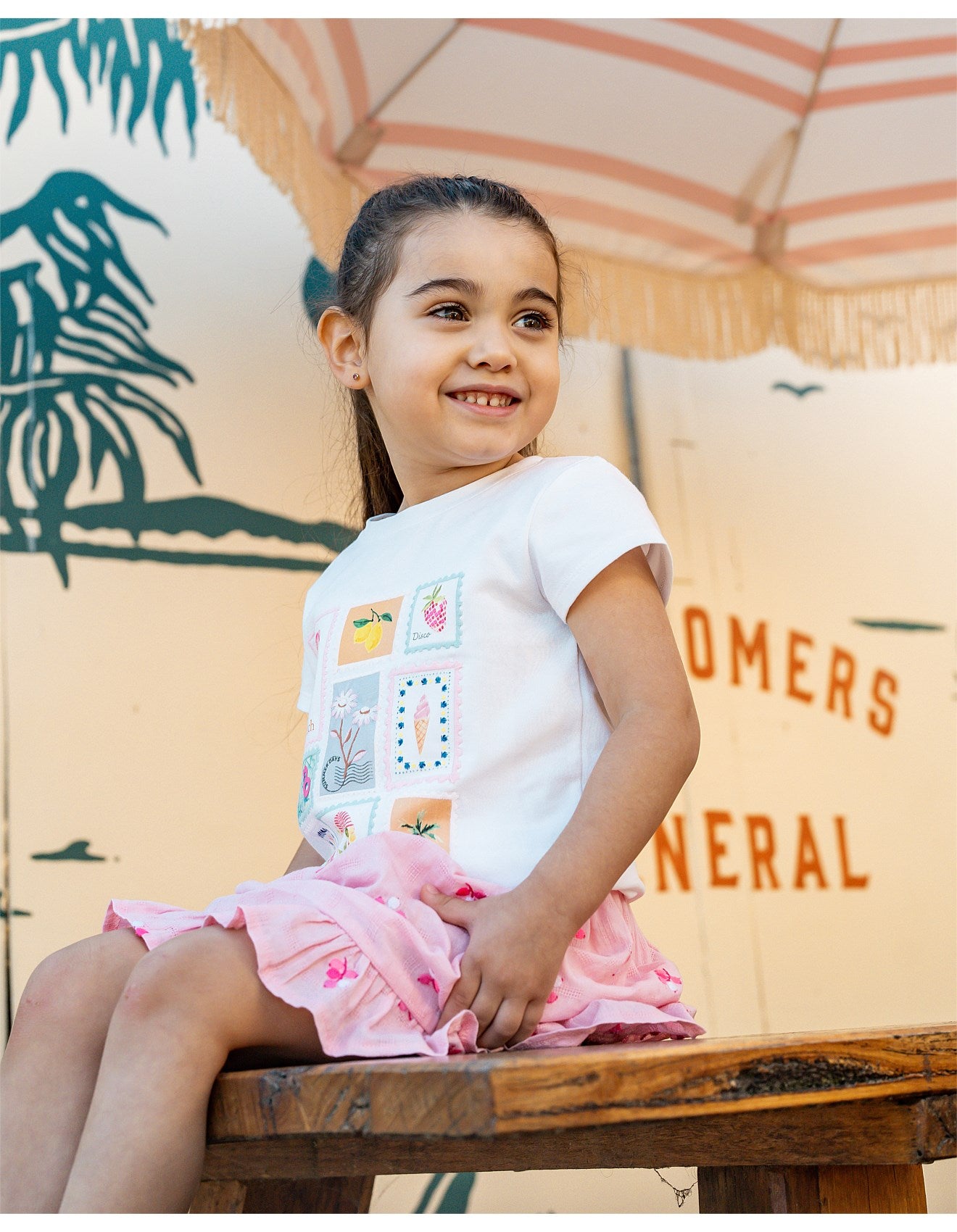 Fox &amp; Finch Summer Vacay Holiday Stamp Tee