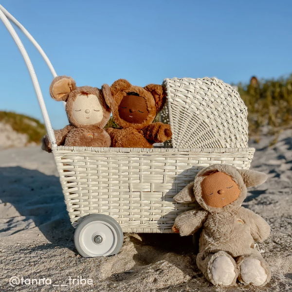 Cozy Dinkum - Lamby Pip