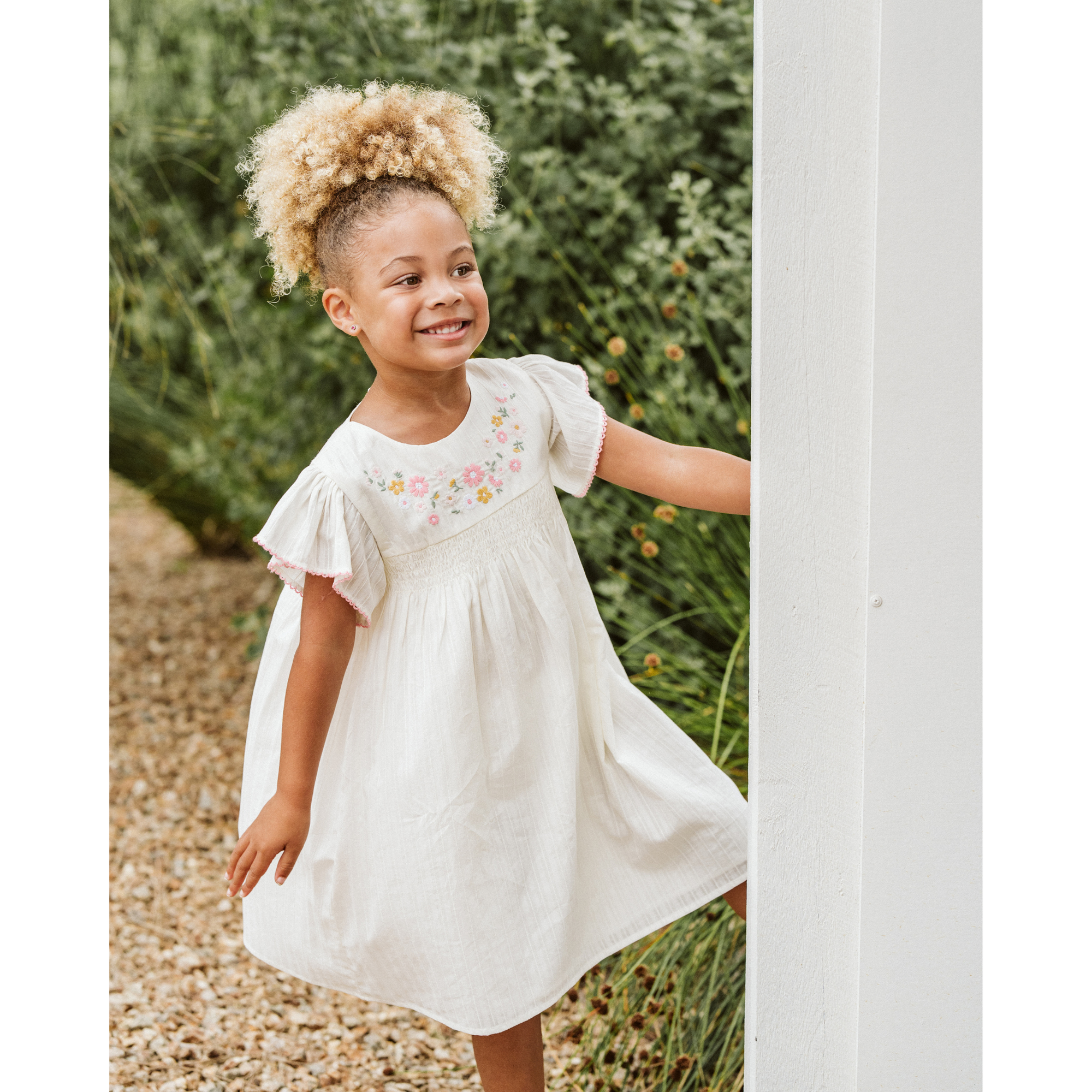 Bebe Willa Embroidery Dress - Cream