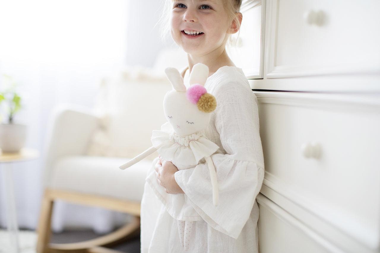 Alimrose Isabelle Bunny Ivory - 40cm - Doll - Alimrose